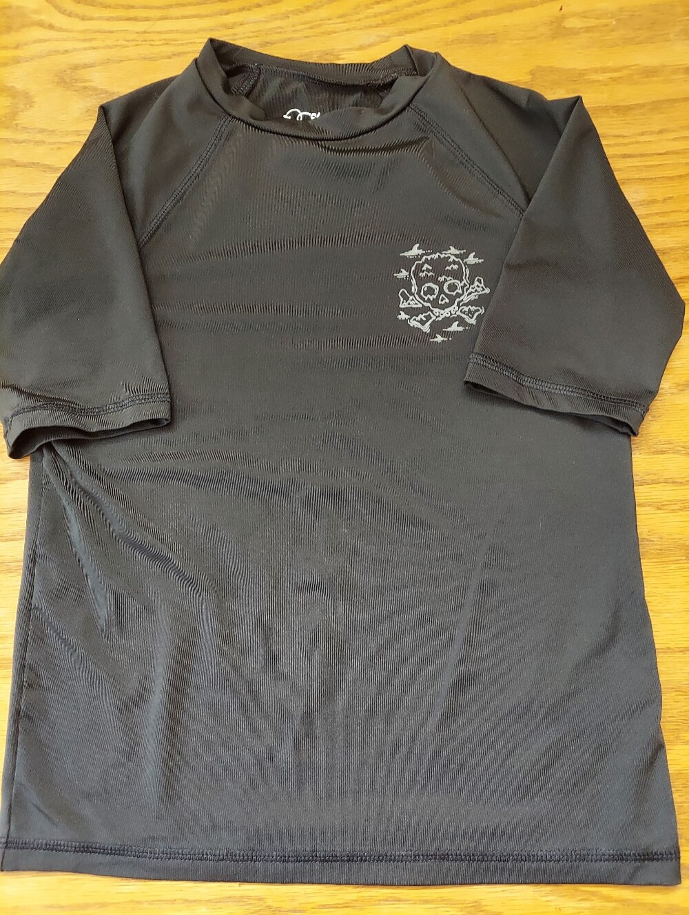 Art Class Black Short Sleeve Rash Guard with Skull Graphic Sz M 8/10